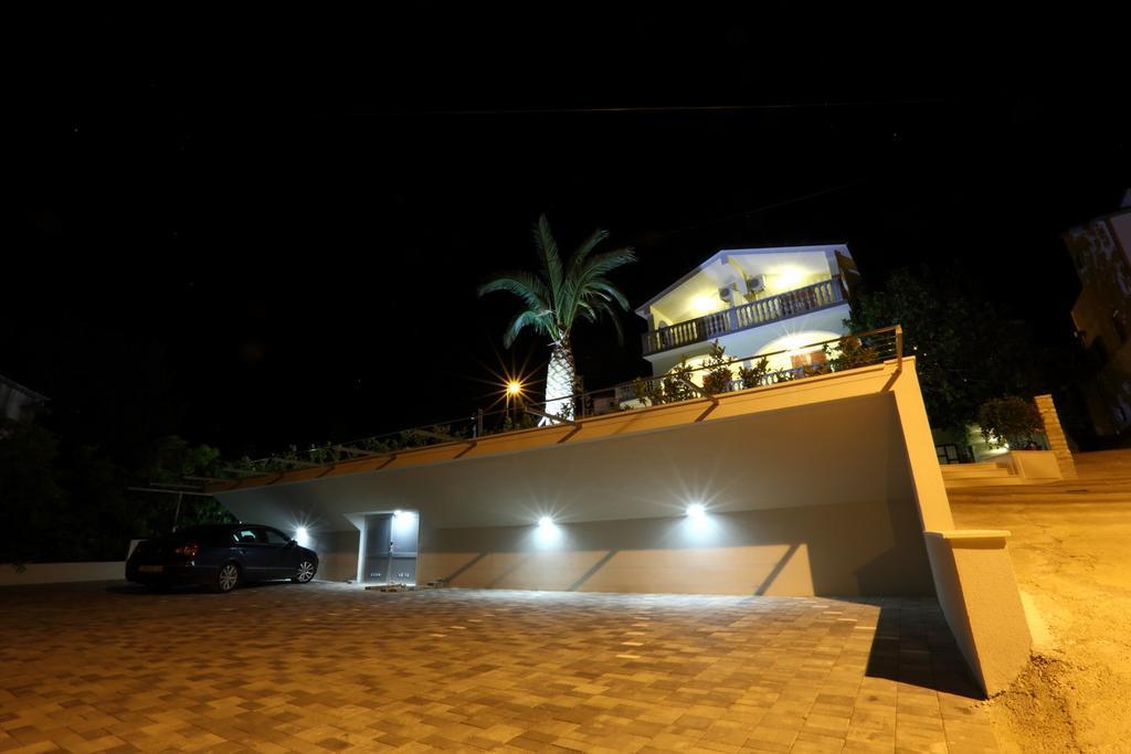Apartments Bago โตรกีร์ ภายนอก รูปภาพ