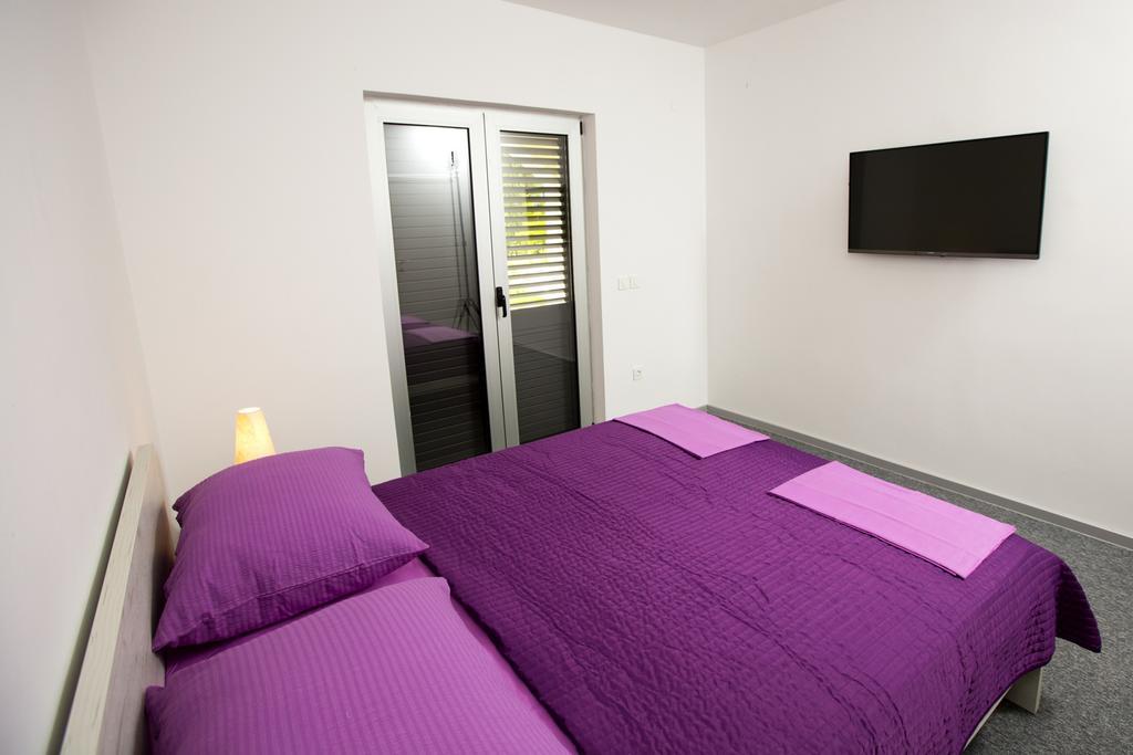 Apartments Bago โตรกีร์ ภายนอก รูปภาพ