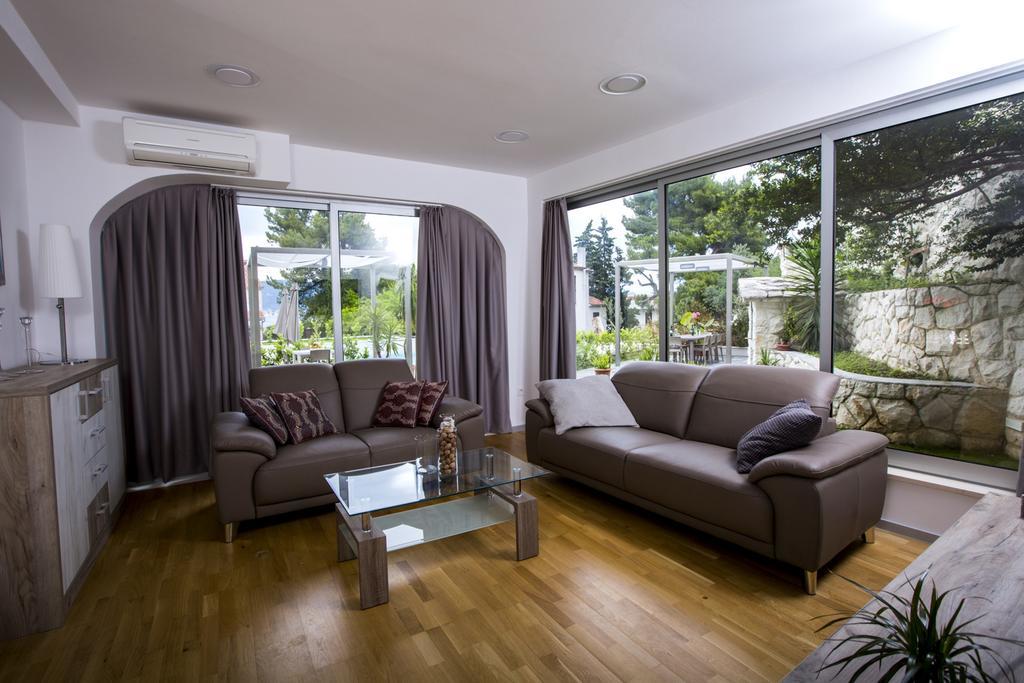 Apartments Bago โตรกีร์ ภายนอก รูปภาพ